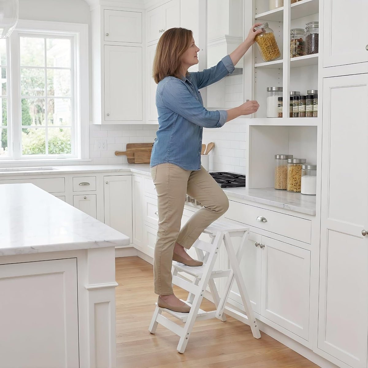 Step Stool G976